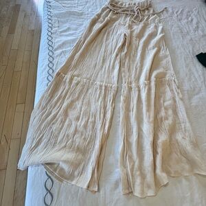 Love Tree Cream Elastic Waist Pants